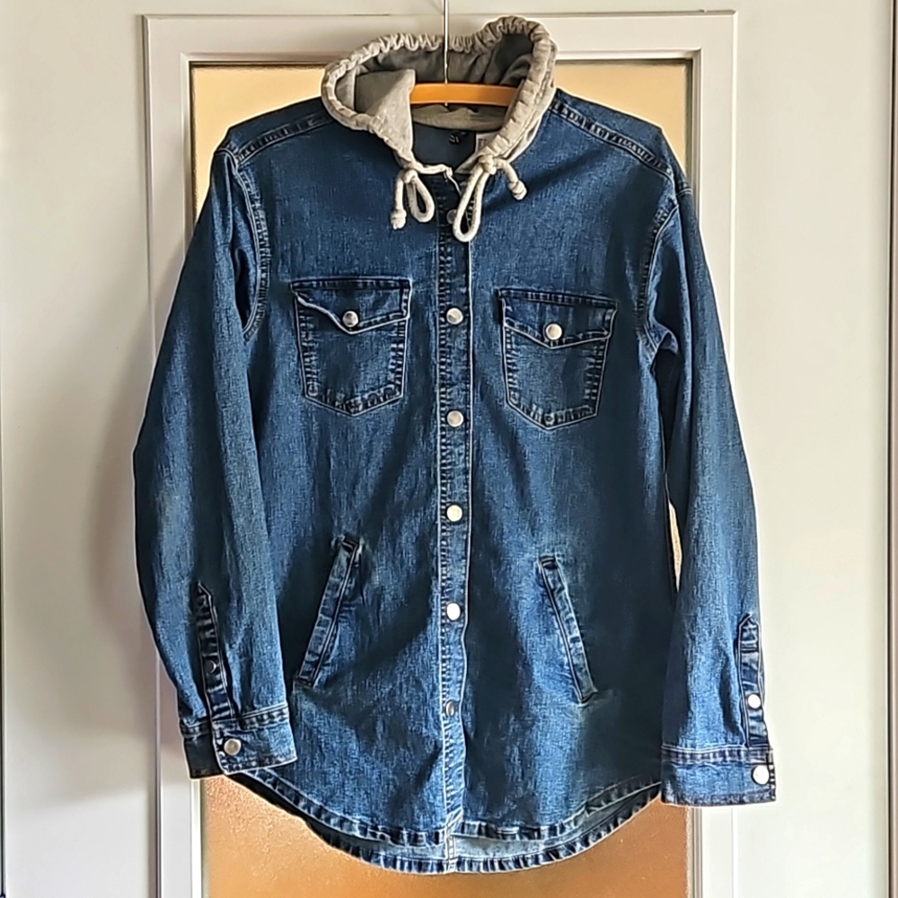 Denim shirt with hood